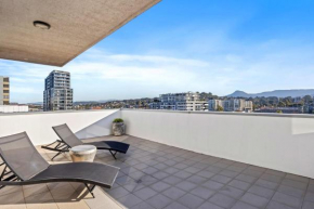 The Perch - Gorgeous 3 Bedroom Penthouse